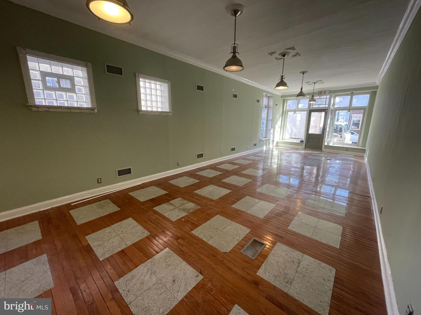 934 E Moyamensing Ave #1st Floor