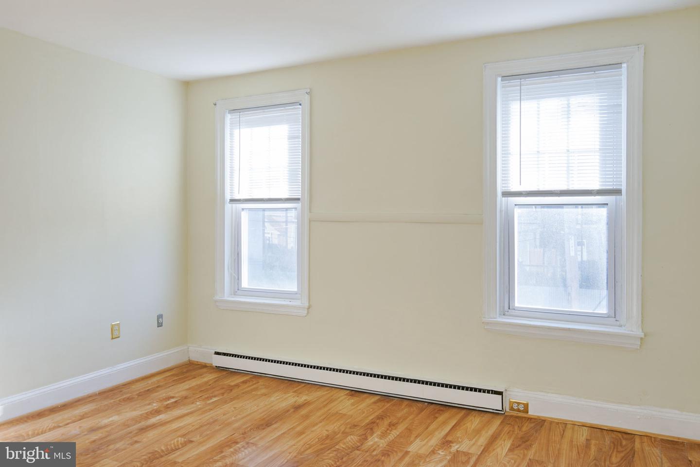169 W Price St