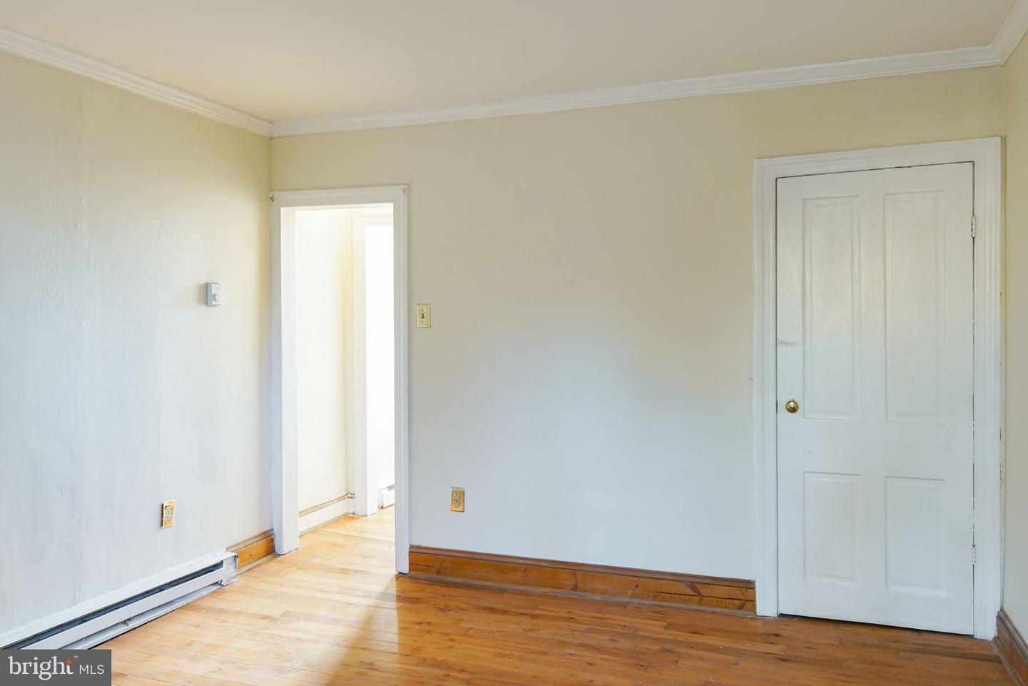 169 W Price St