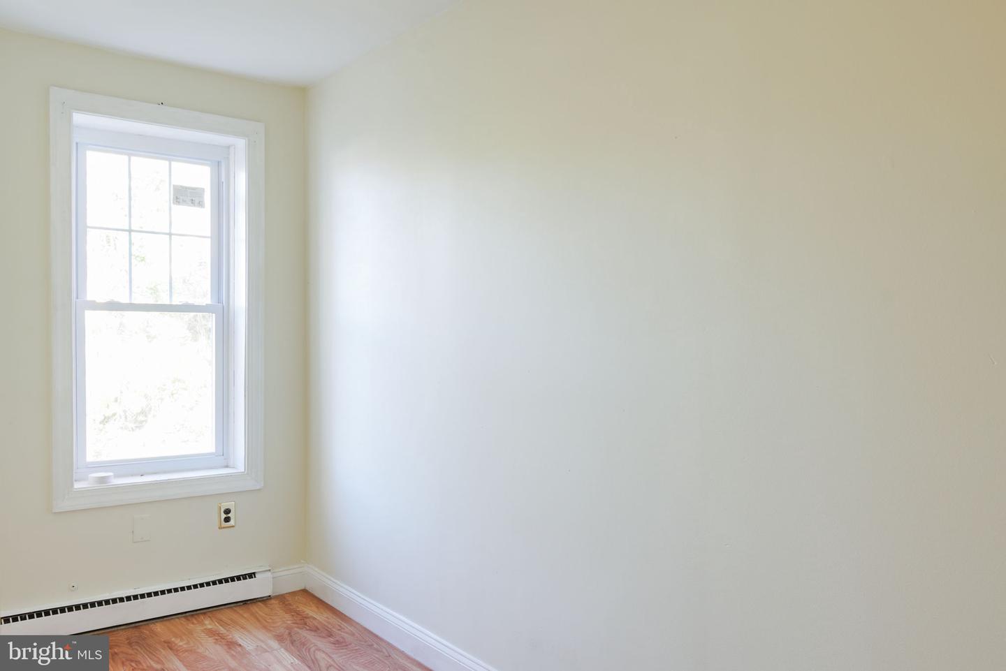 169 W Price St