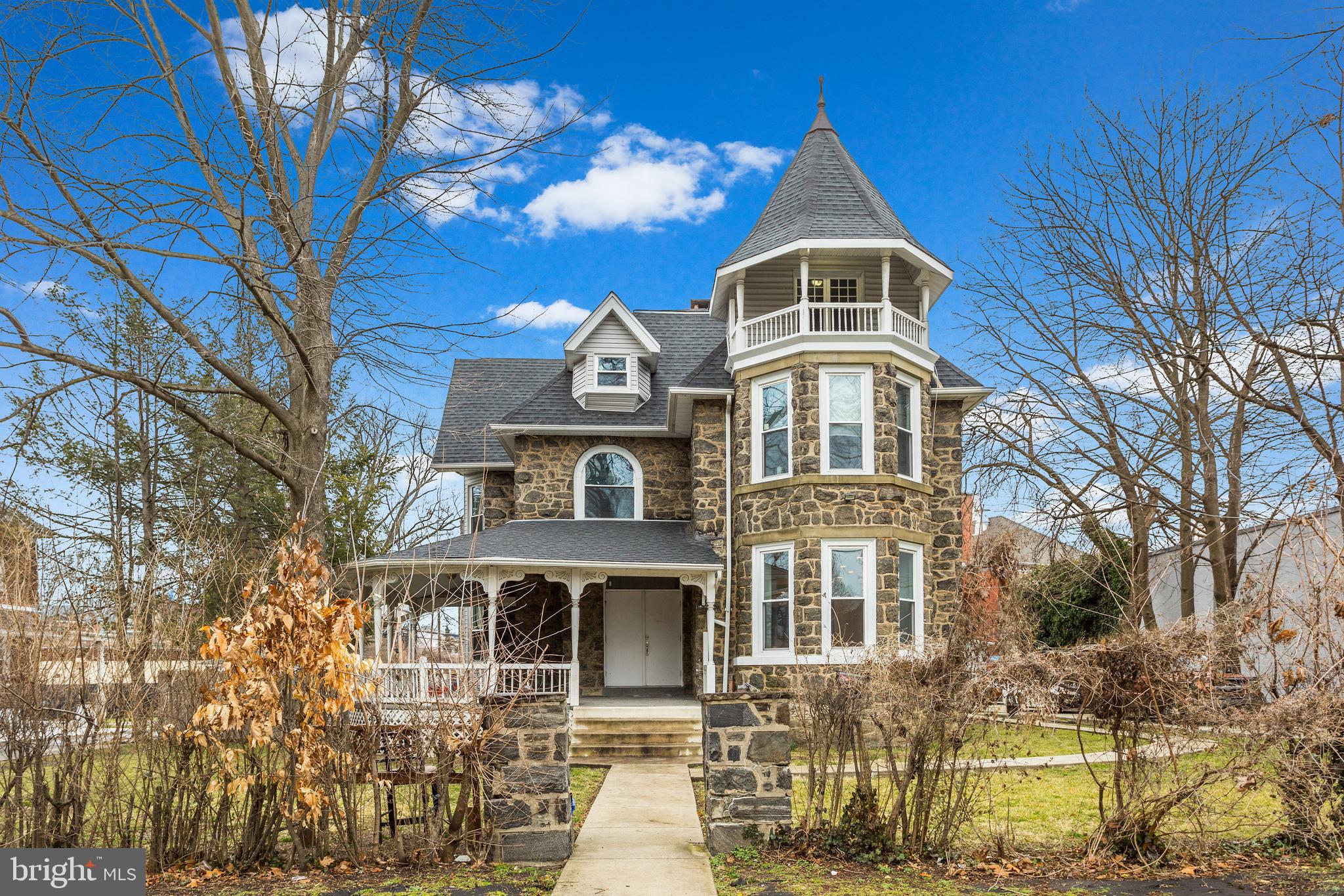 1113-15 N 63rd St