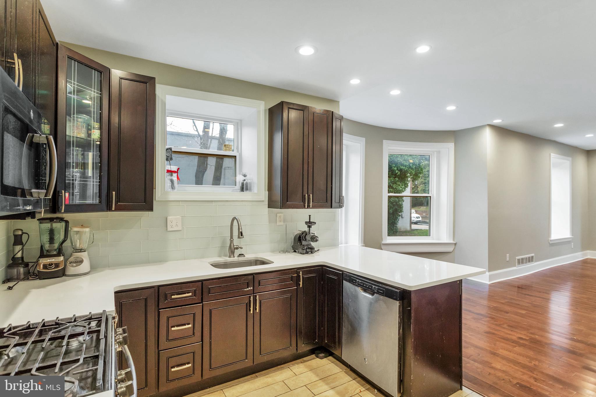 1113-15 N 63rd St