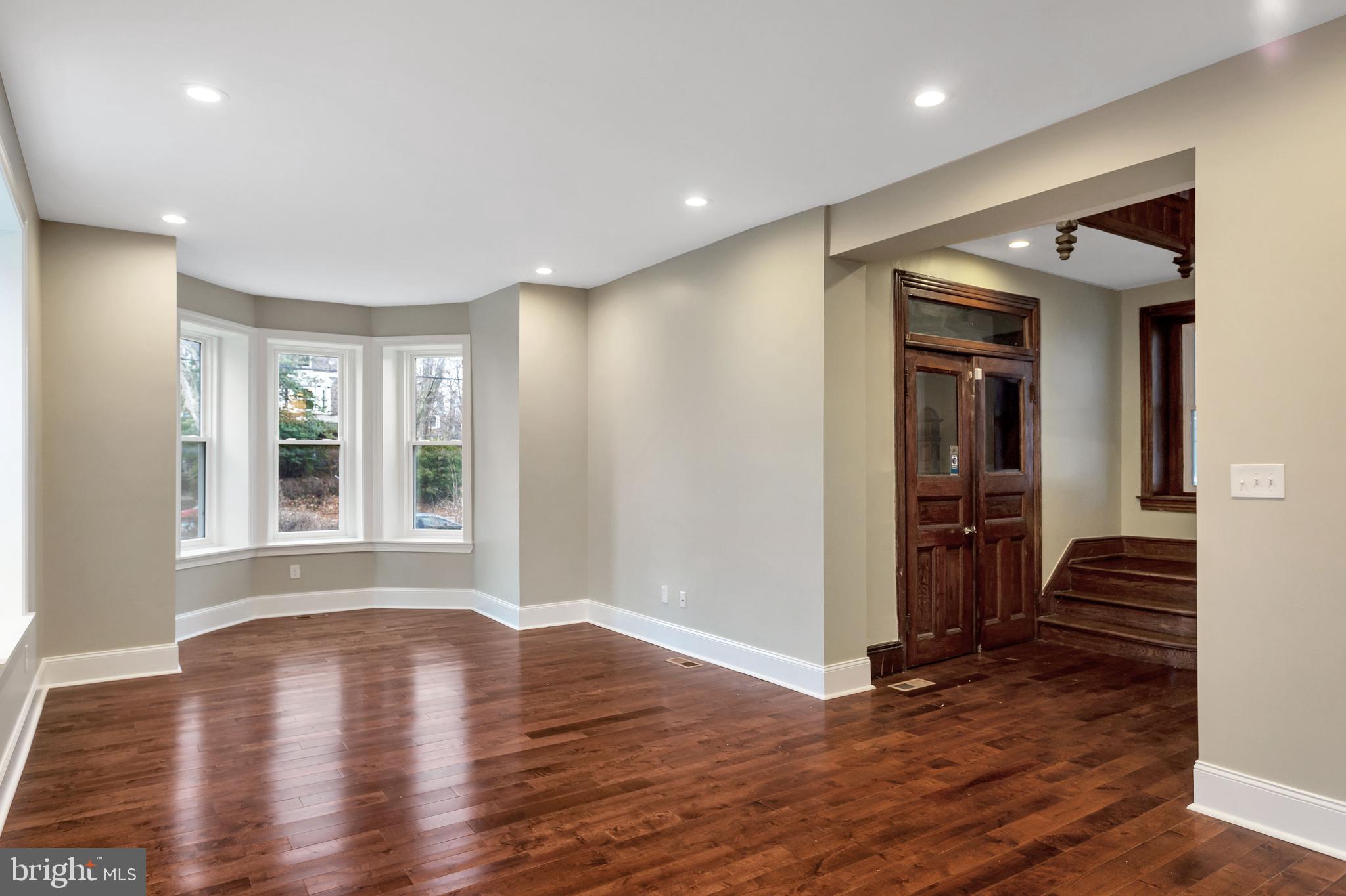 1113-15 N 63rd St