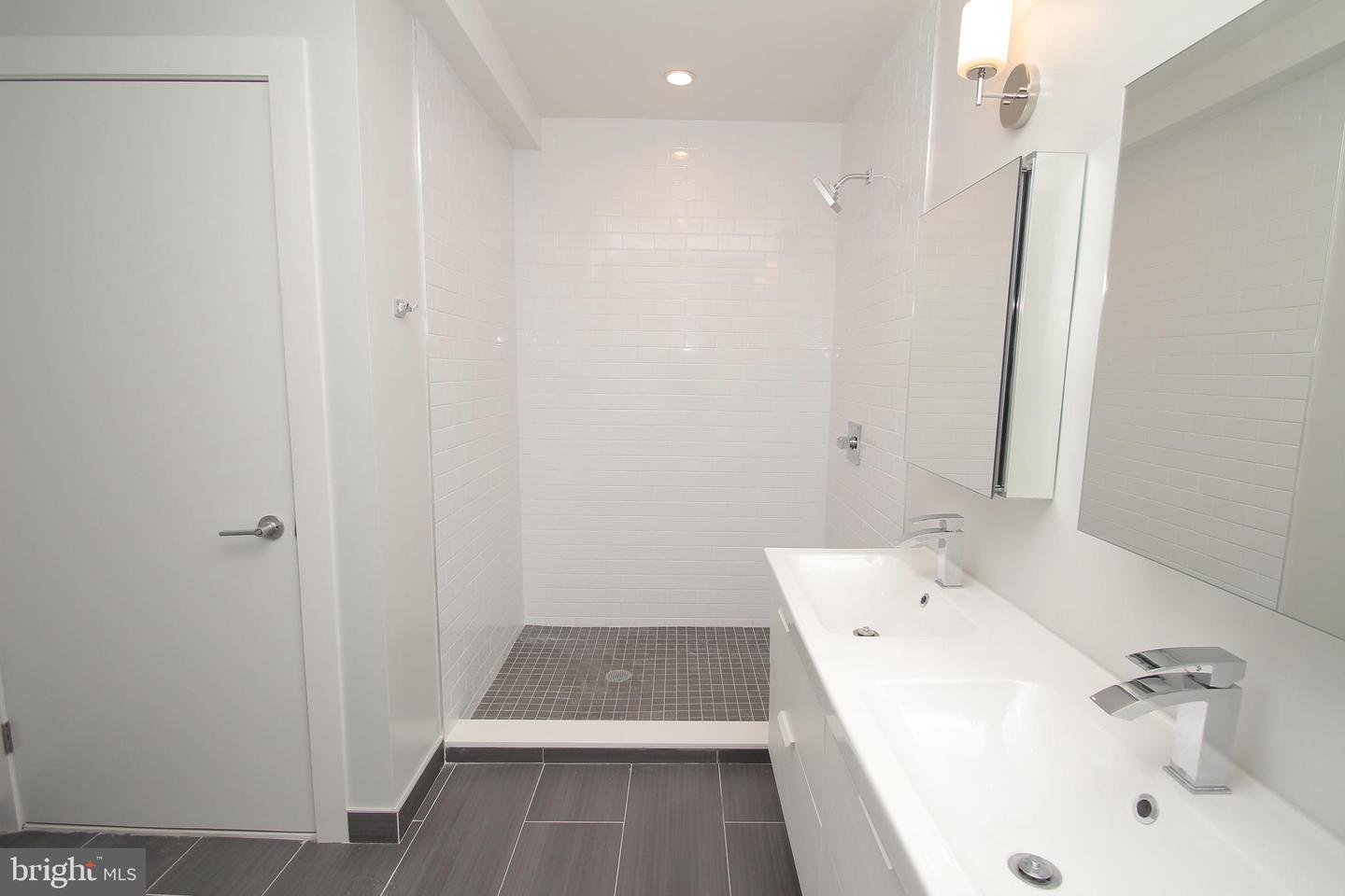 220-24 S 3rd St #203