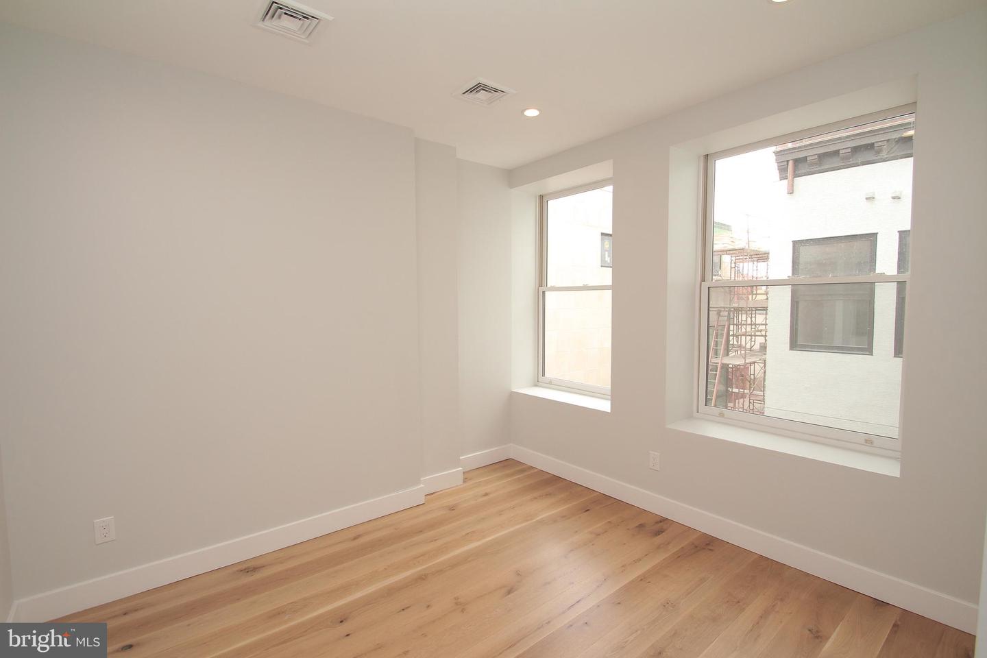 220-24 S 3rd St #203