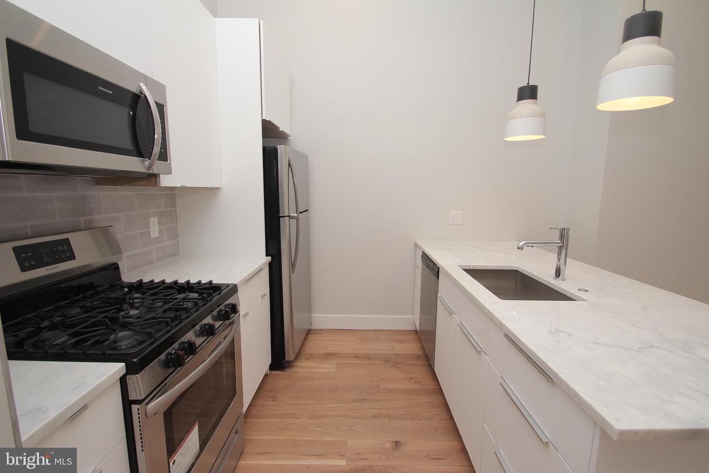 220-24 S 3rd St #203