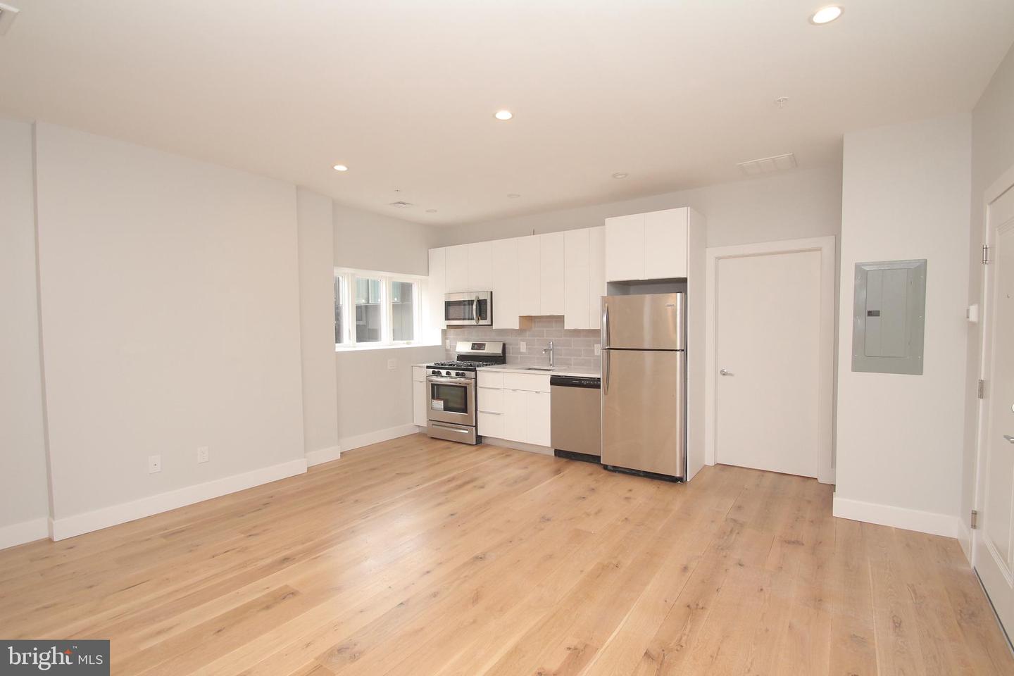 220-24 S 3rd St #203