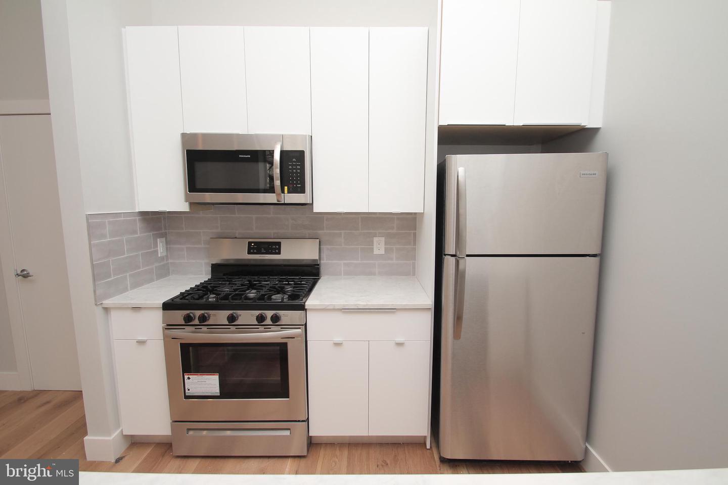 220-24 S 3rd St #203