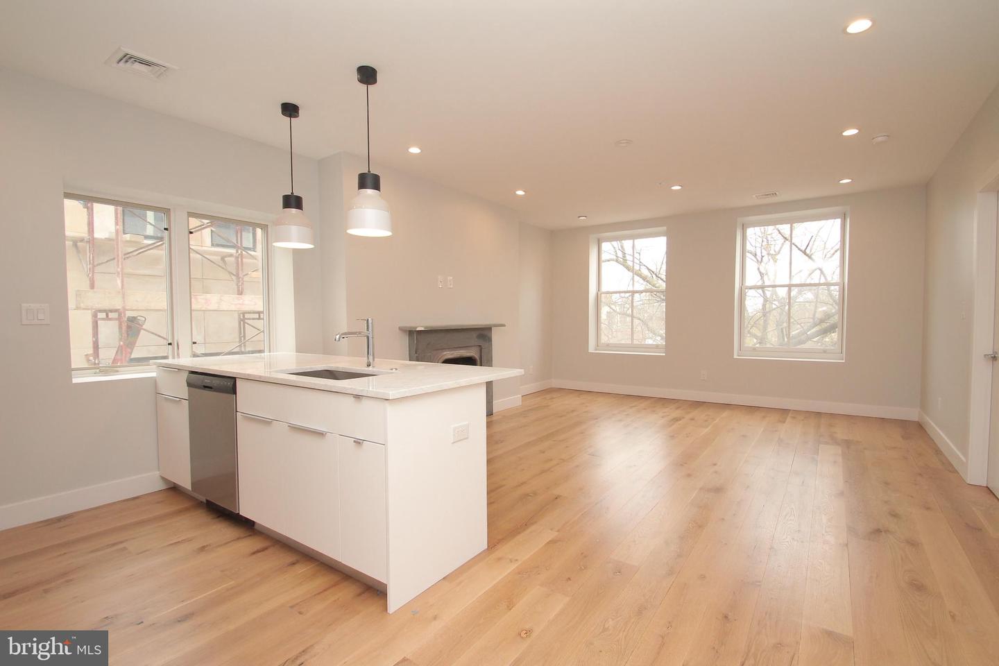 220-24 S 3rd St #203