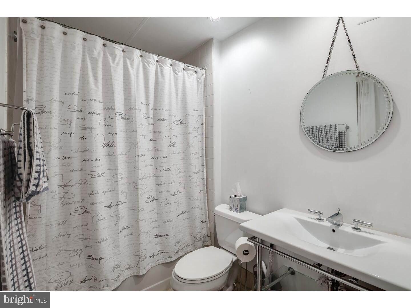 1601 Spring Garden St #404