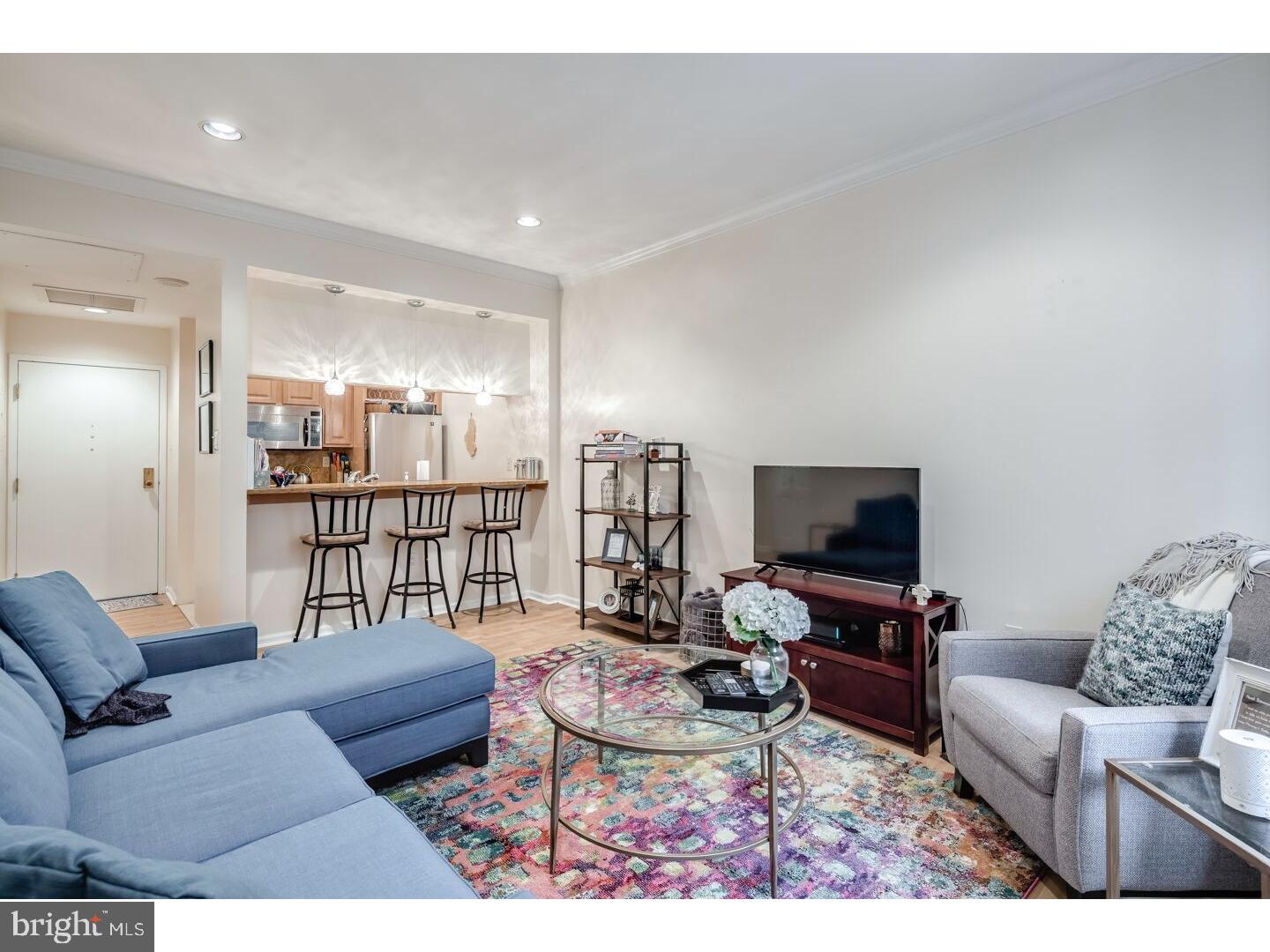 1601 Spring Garden St #404