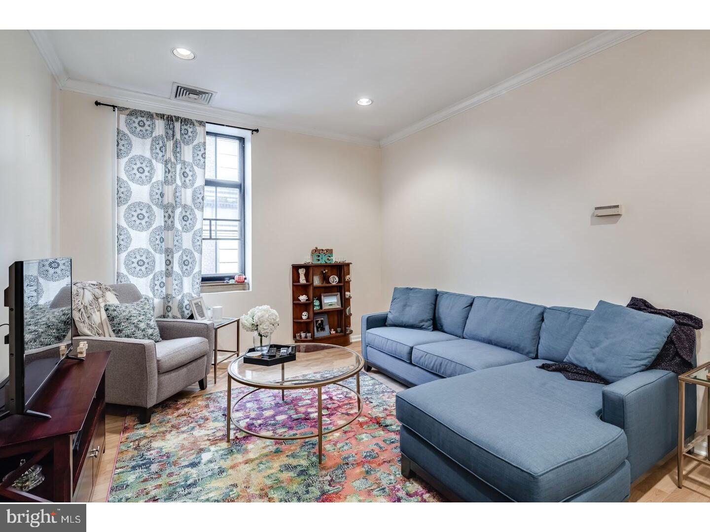 1601 Spring Garden St #404