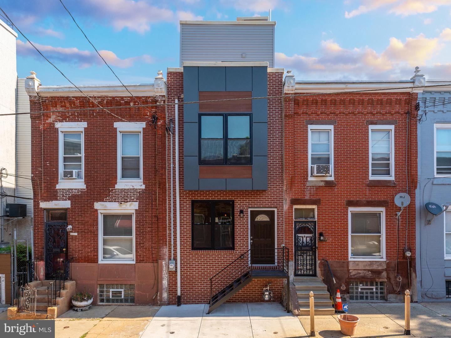 1641 French St