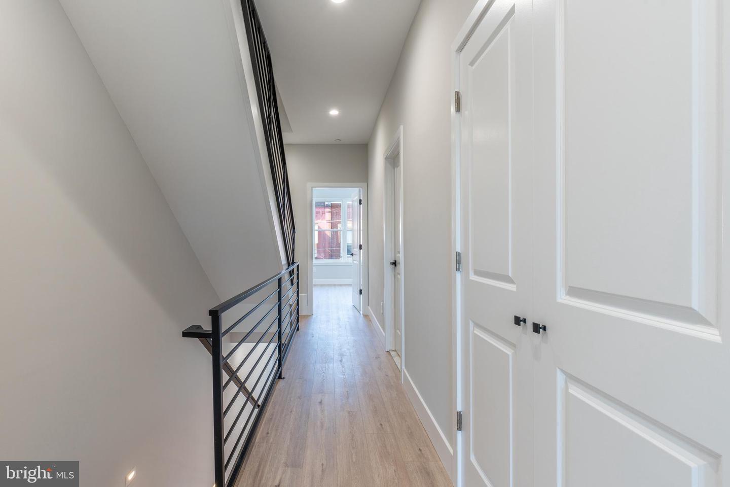 1641 French St
