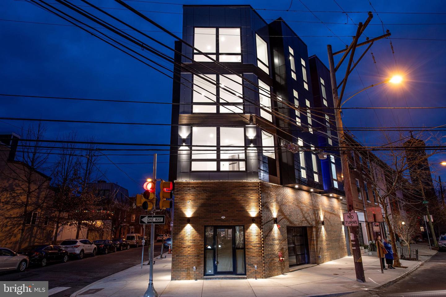 2301 GRAYS FERRY AVE #4