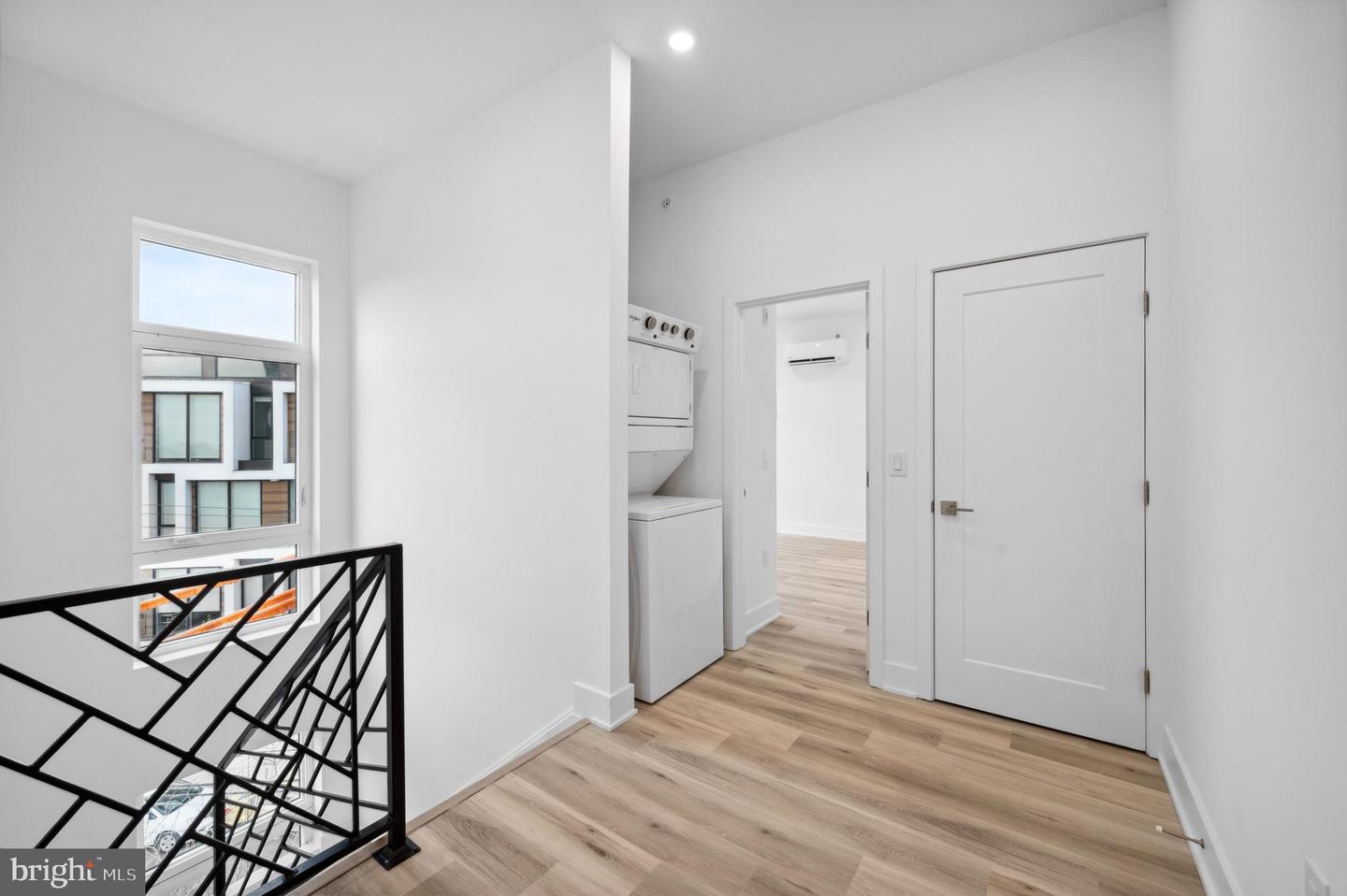 2301 GRAYS FERRY AVE #4