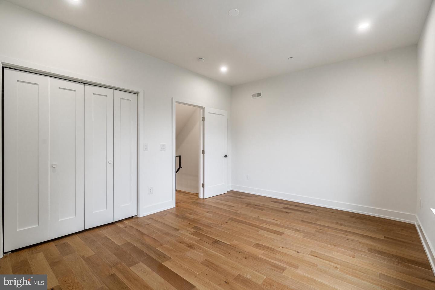 3428 Henry Ave