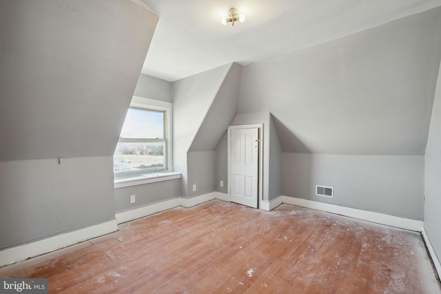 4518 Paul St