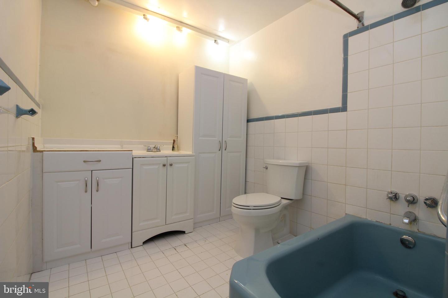 5720 Wissahickon Ave ##D7