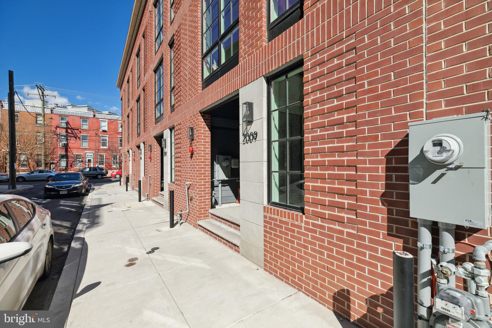 2009 Abigail St