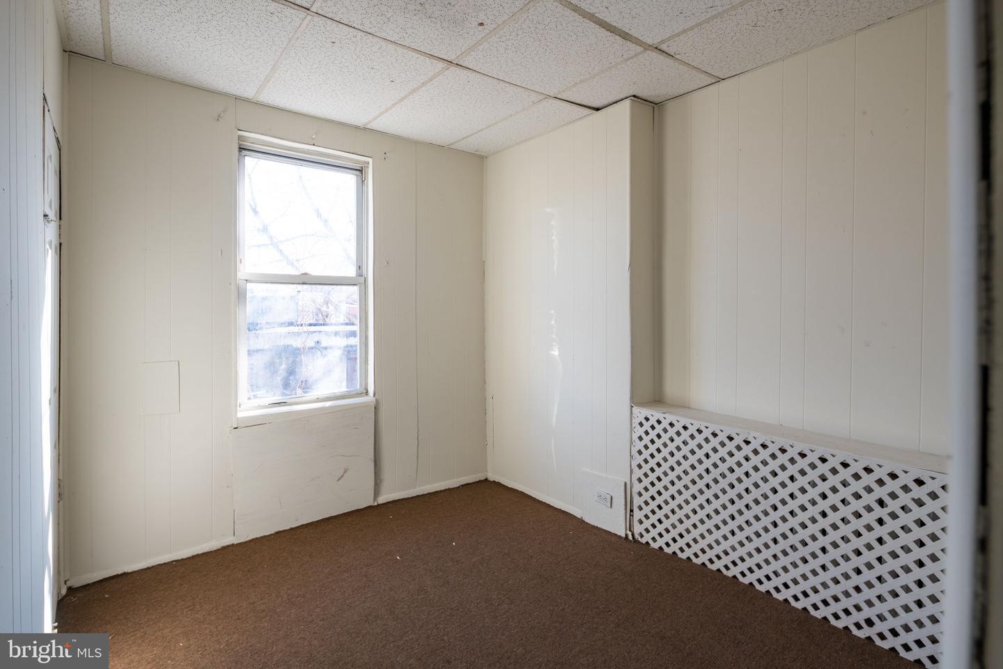 138 E Willard St