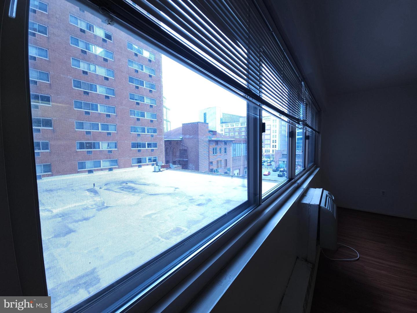 2101 Chestnut St #401