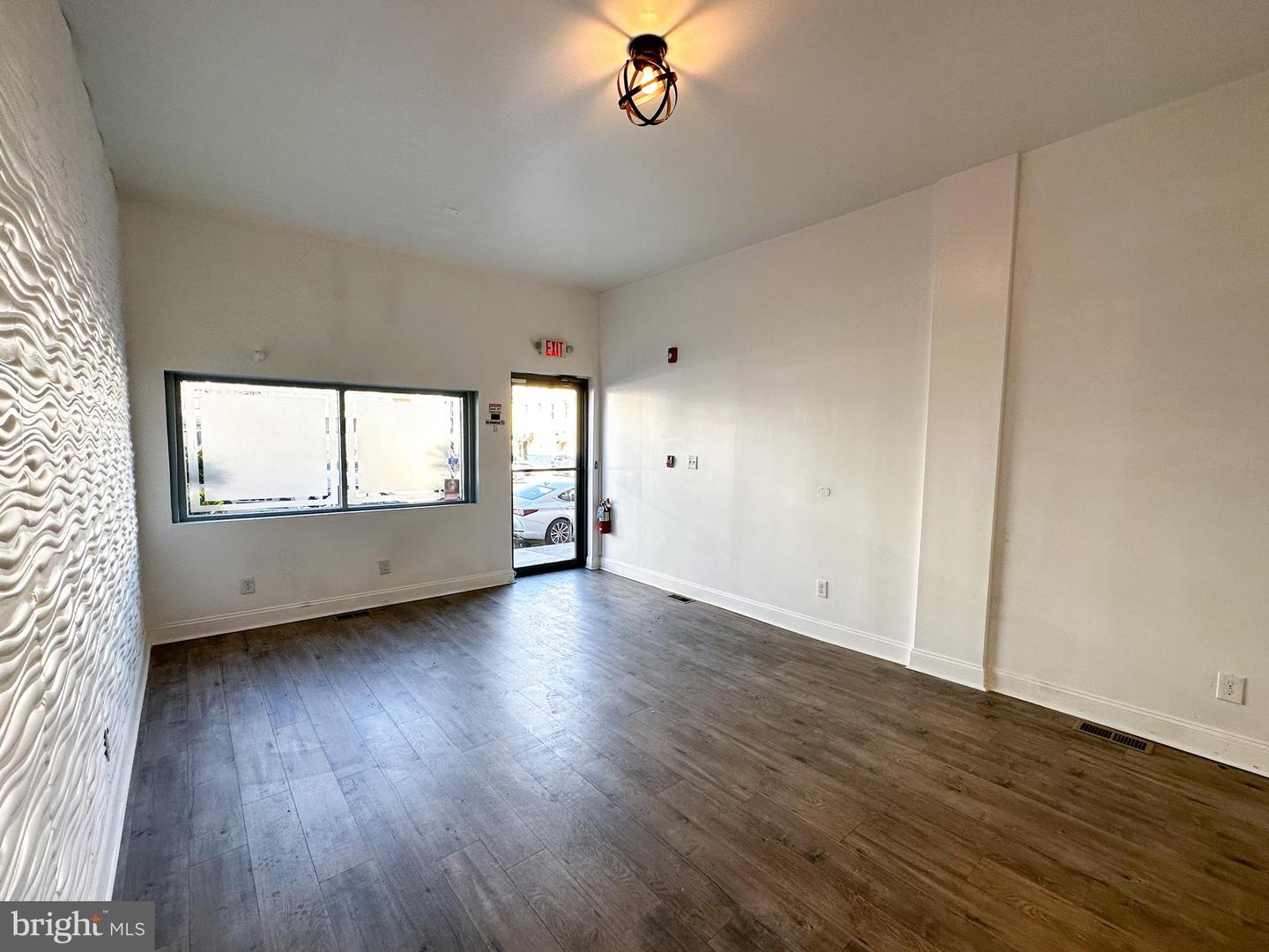 526 W Girard Ave #First Floor