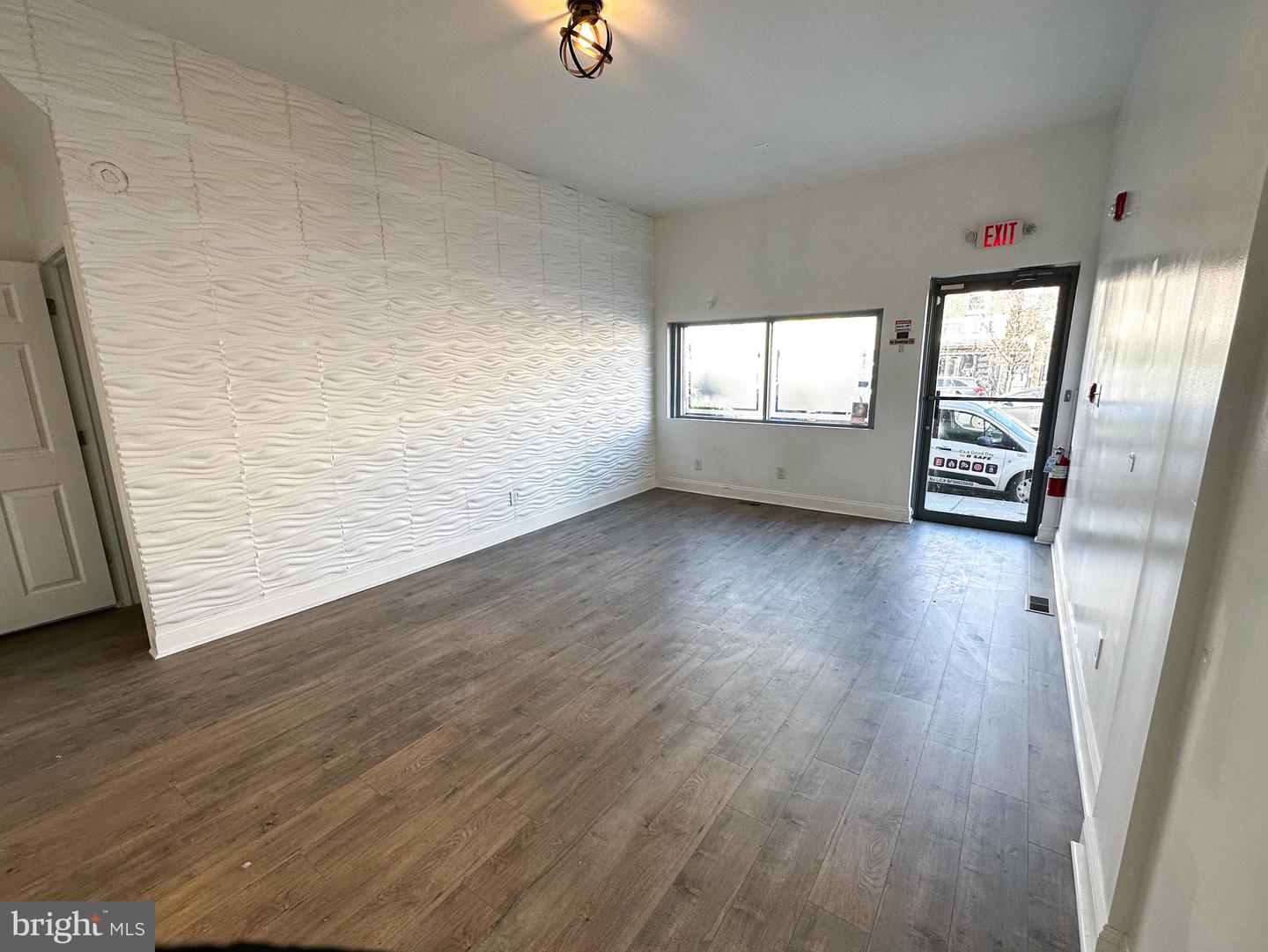526 W Girard Ave #First Floor