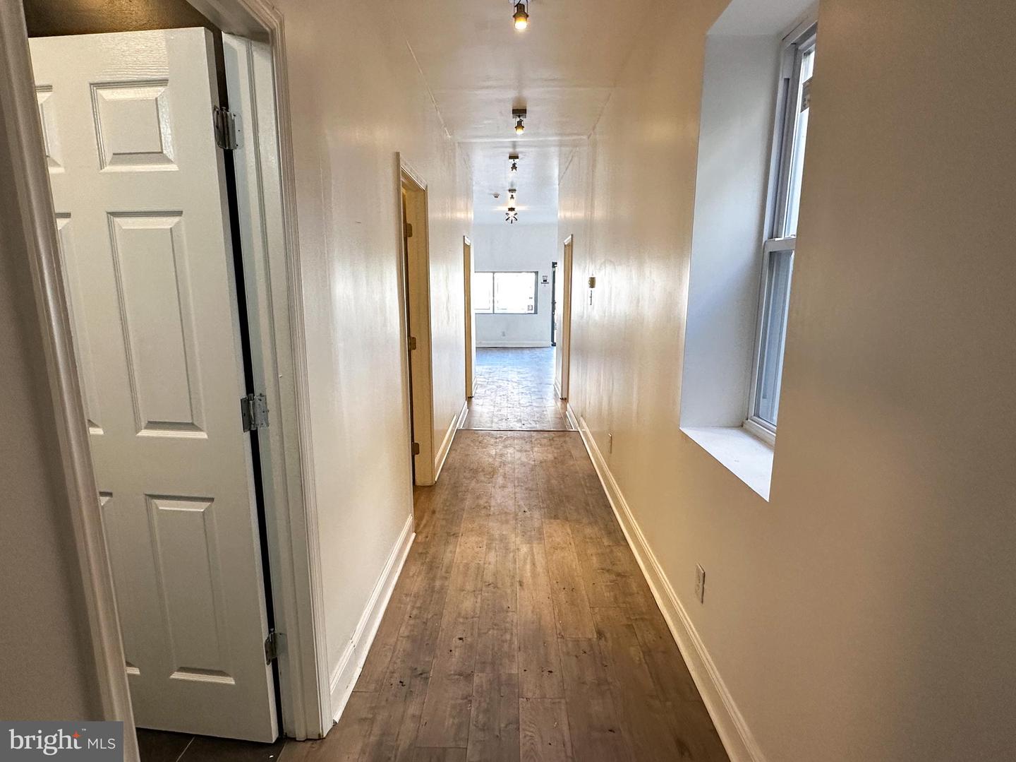 526 W Girard Ave #First Floor