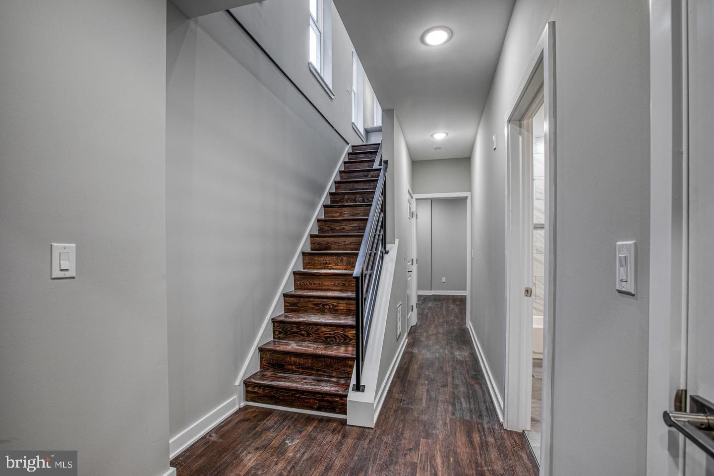 1316 S Broad St #2