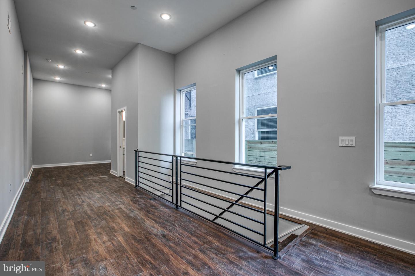 1316 S Broad St #2