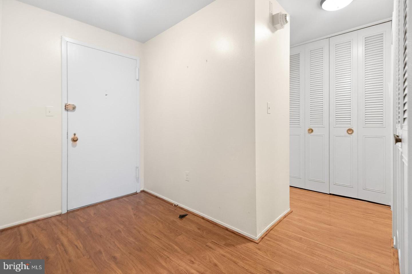 1919 Chestnut St #1210