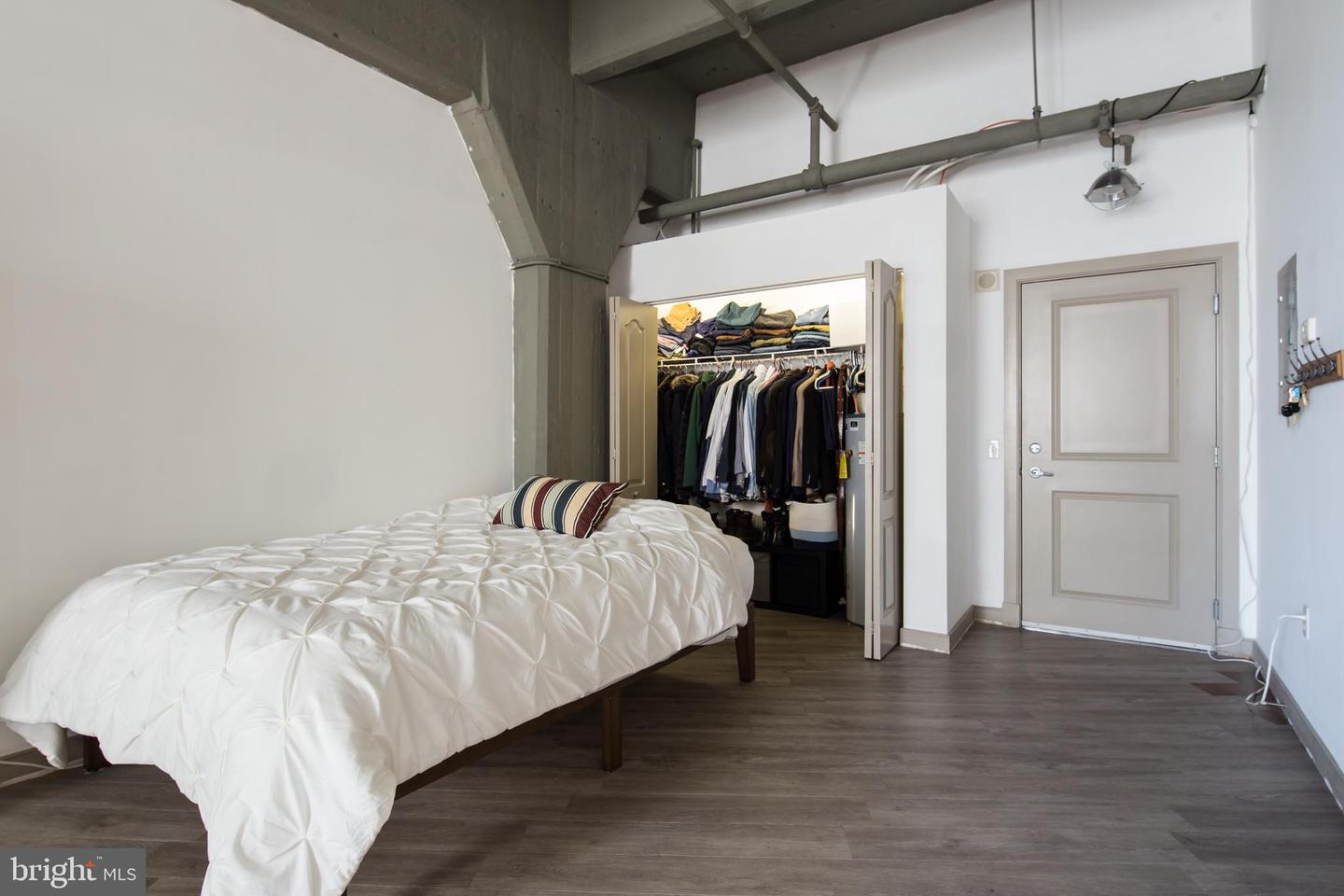 511-19 N Broad St #403