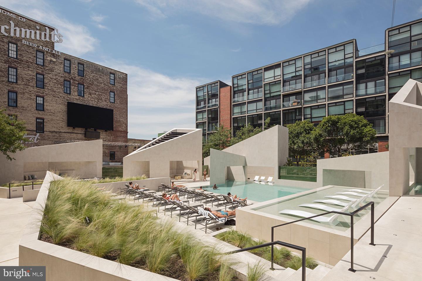 1001 N 2nd St #3br3ba