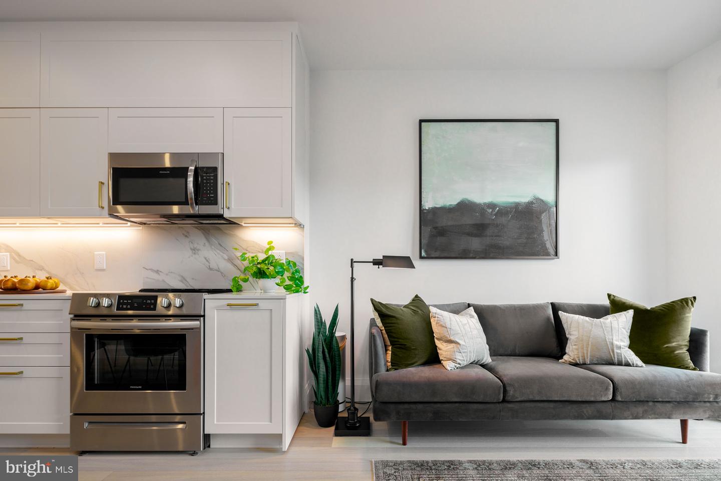 1001 N 2nd St #3br3ba