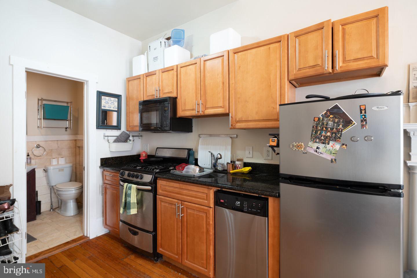 2134 Locust St #2f