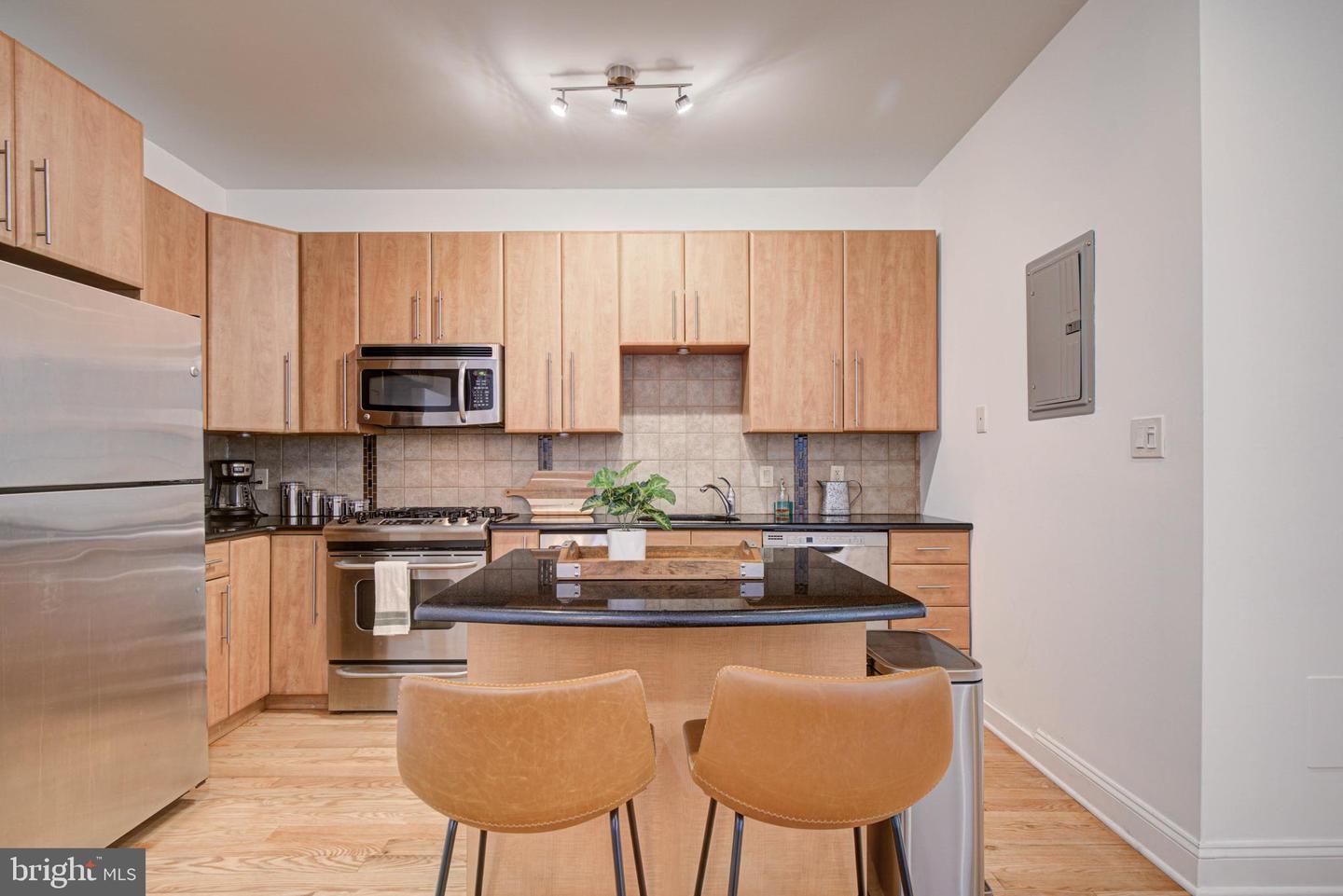 1309-11 N Lawrence St #3
