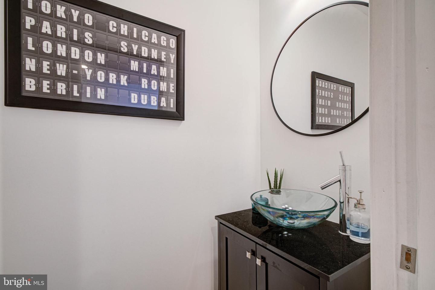 1309-11 N Lawrence St #3