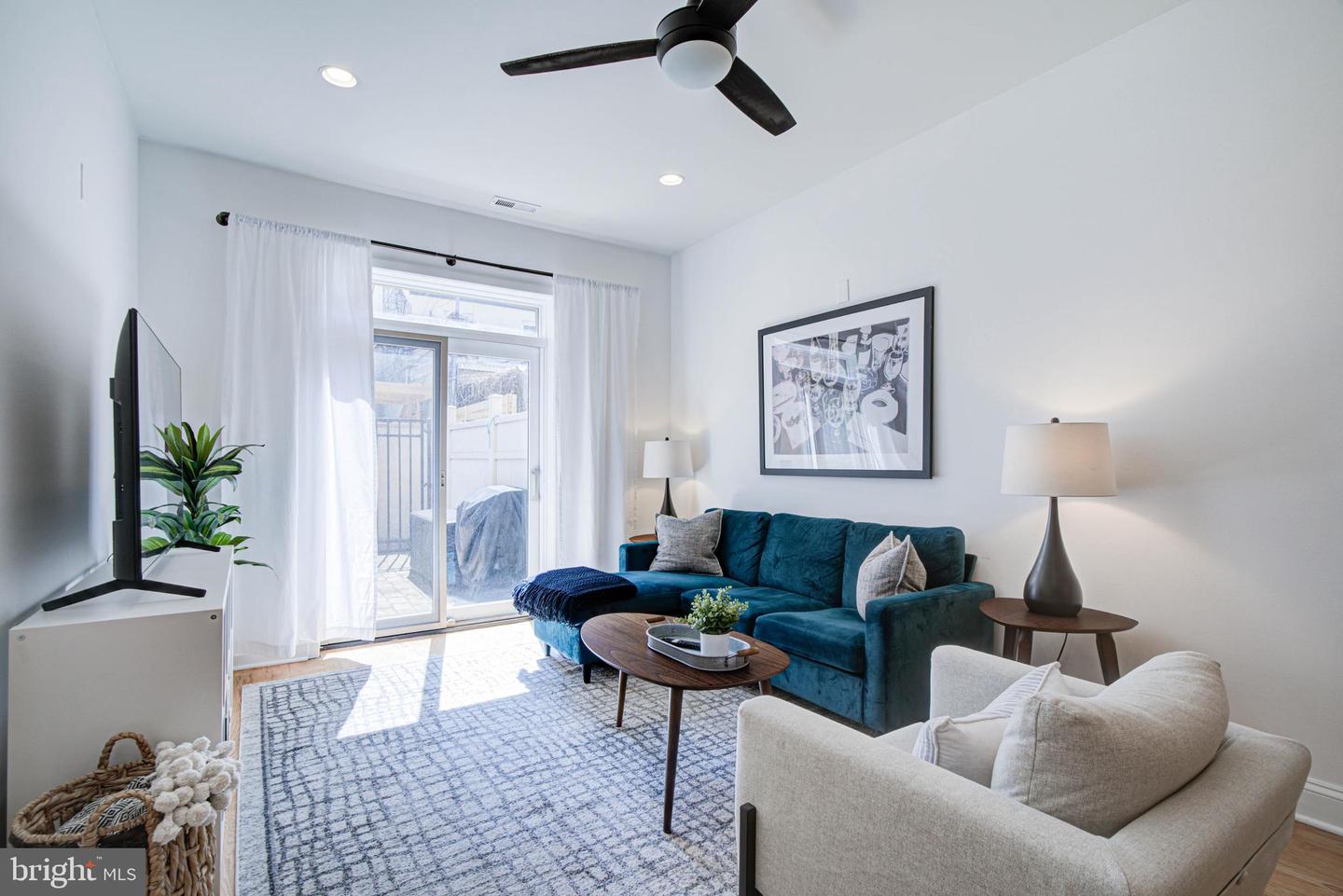 1309-11 N Lawrence St #3