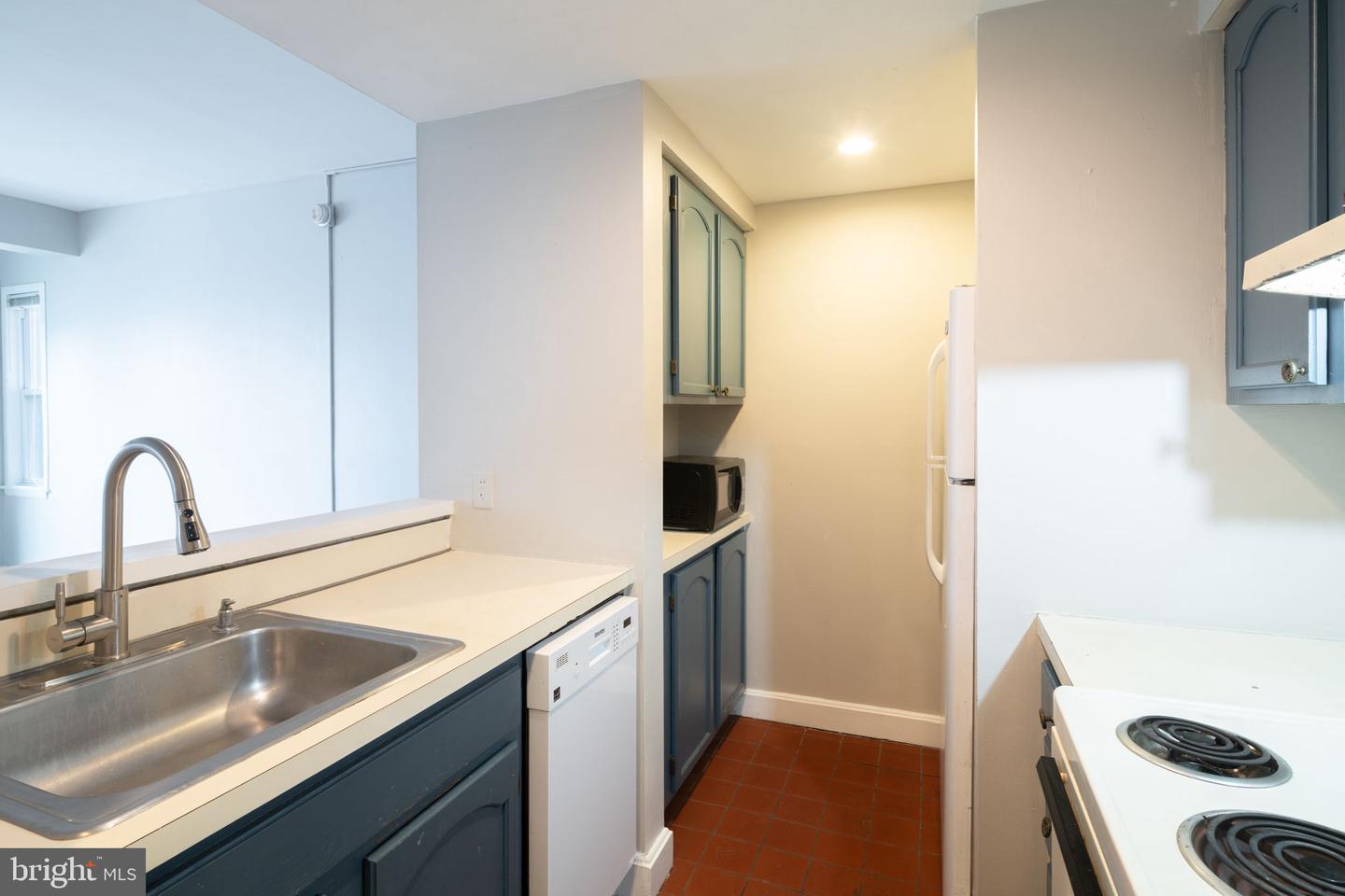 1321 Spruce St #3b