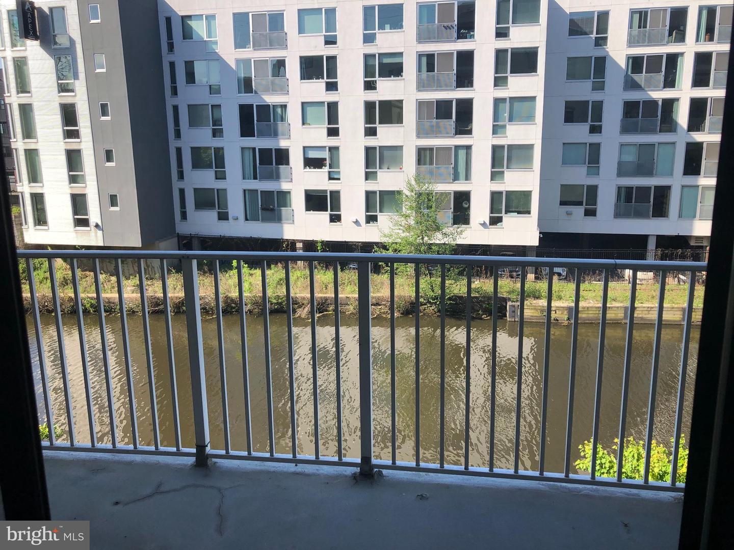 2 Leverington Ave #30