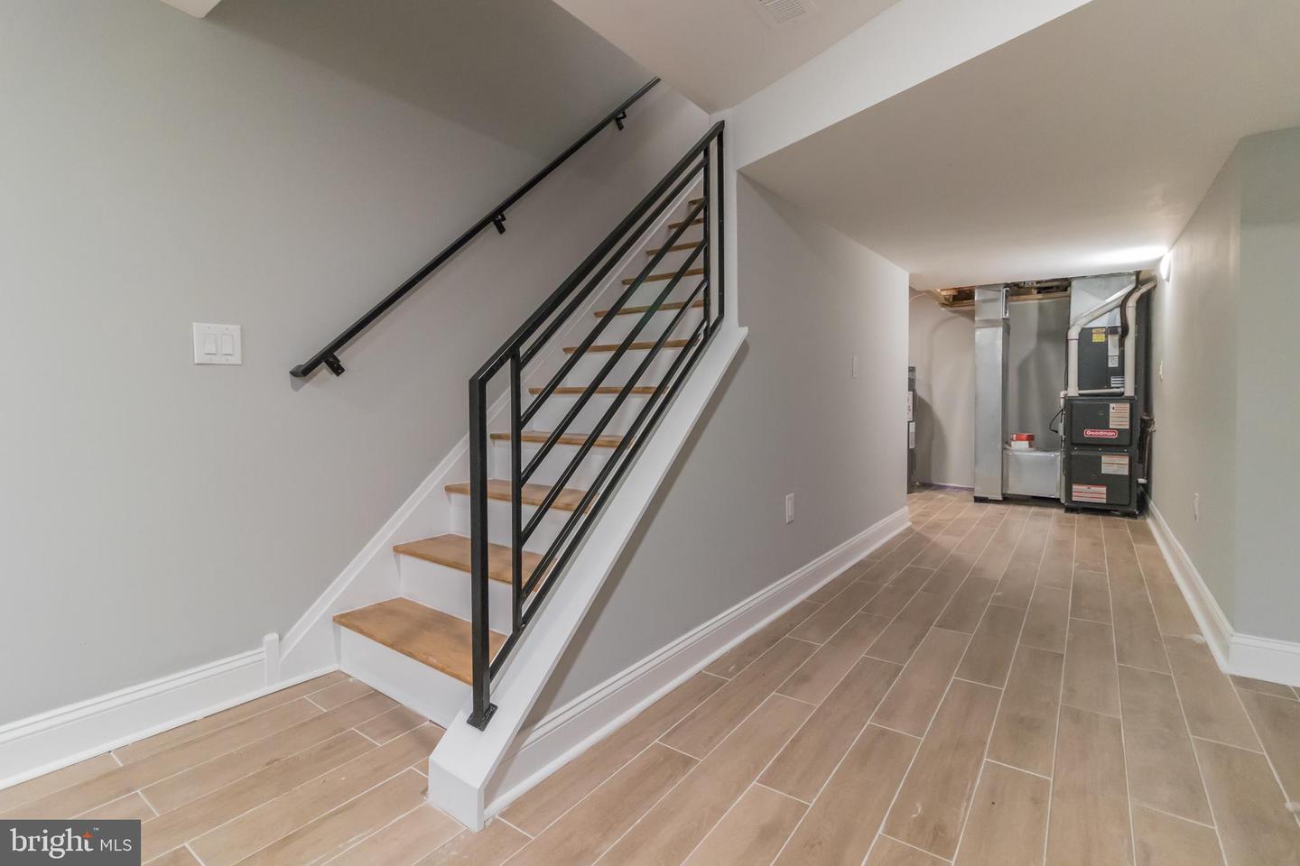 2434 KIMBALL ST