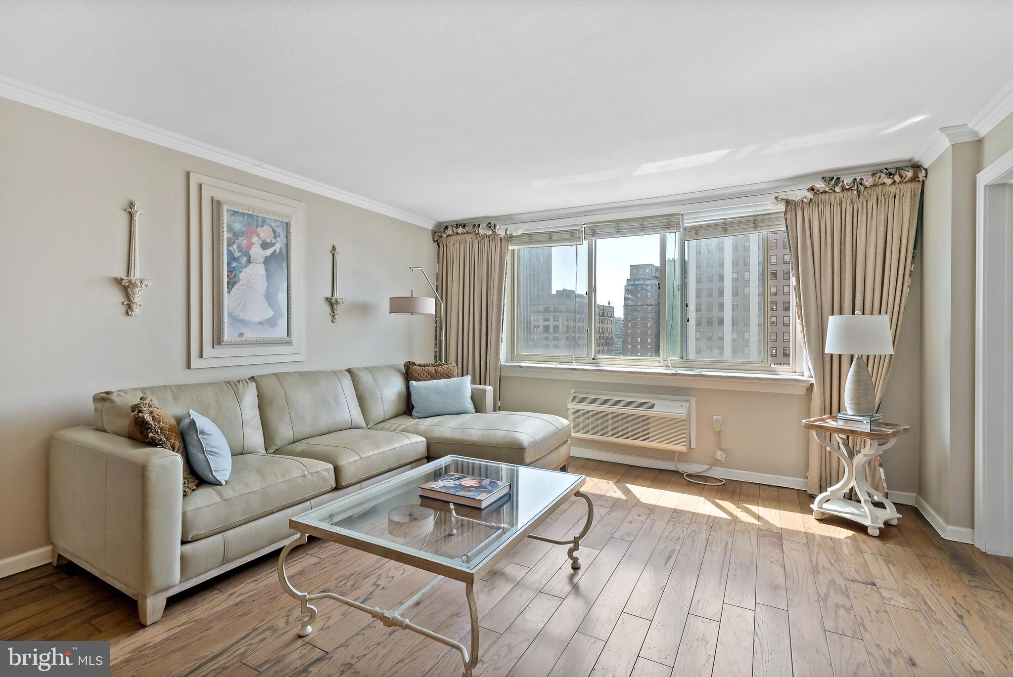 1919 Chestnut St #1610-11