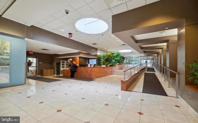 1919 Chestnut St #1610-11