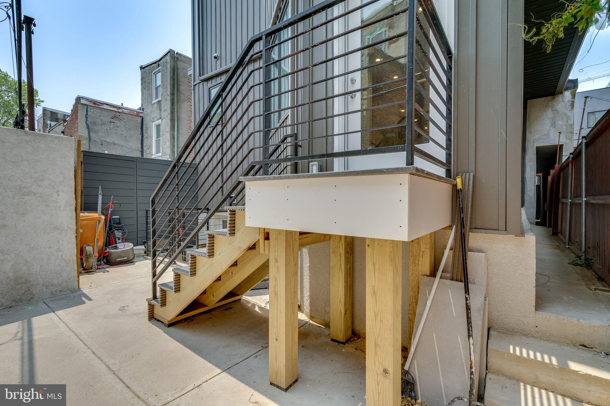721 N 3rd St #3
