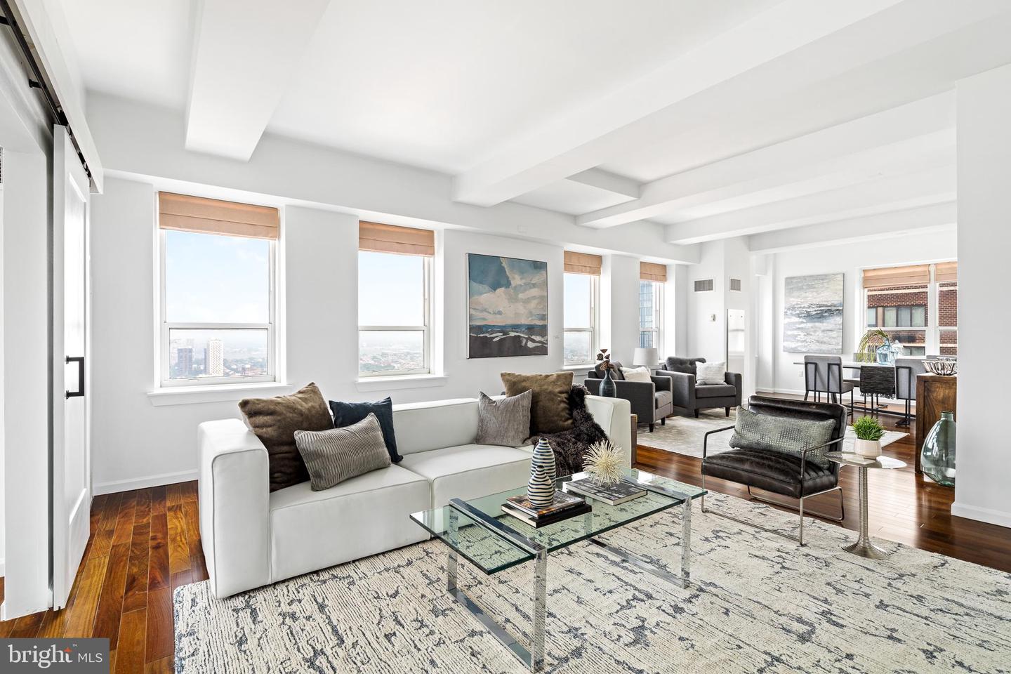 1425 Locust St #Ph31