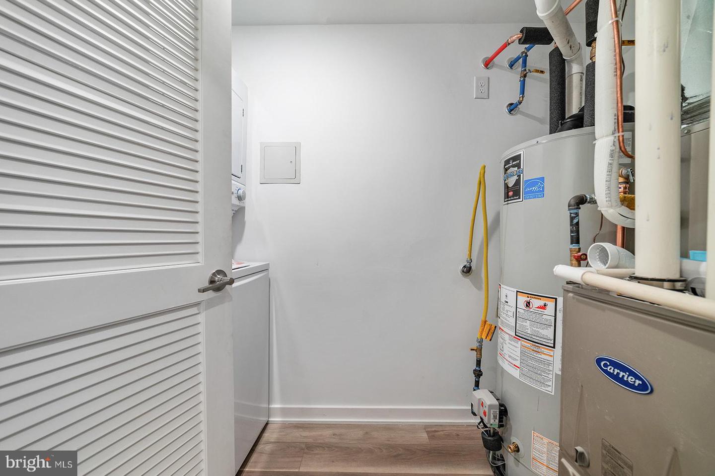 2037 E Lehigh Ave #54c