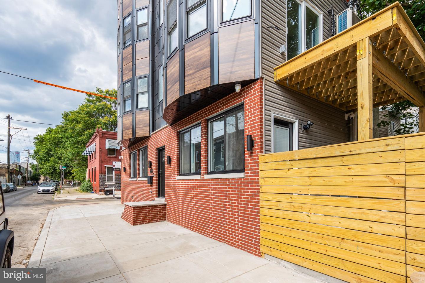 2356 Gerritt St #3