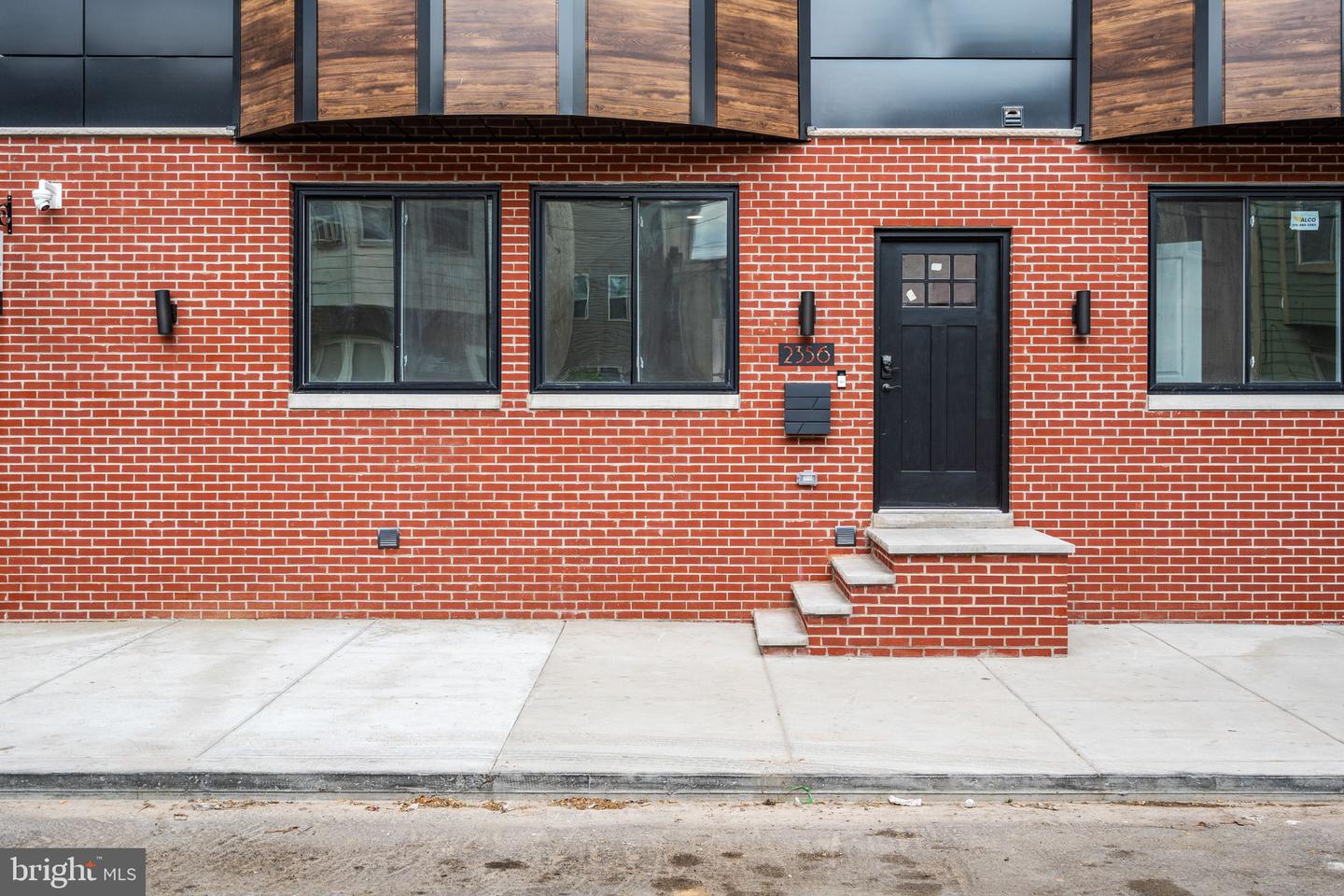 2356 Gerritt St #3