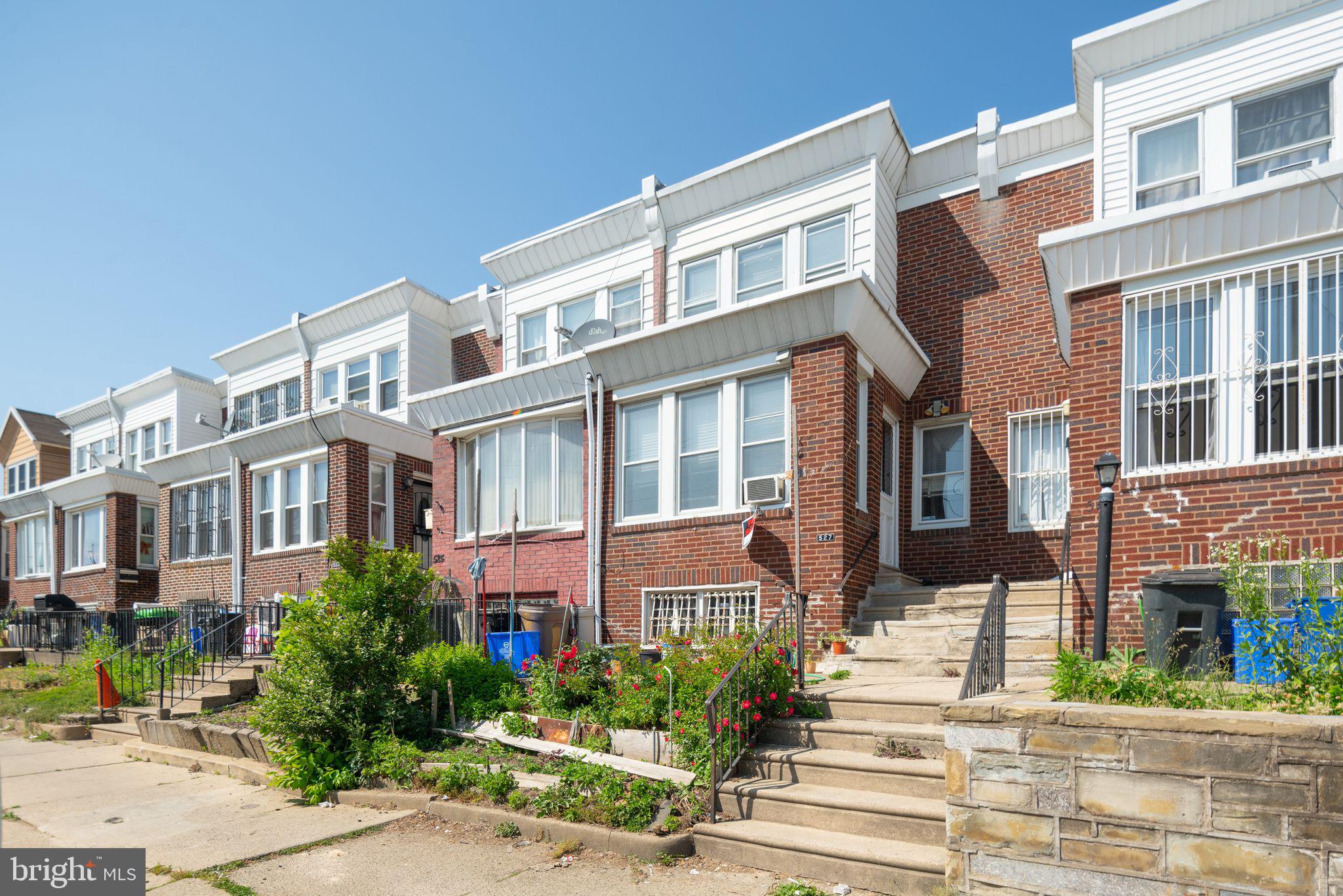 527 van Kirk St